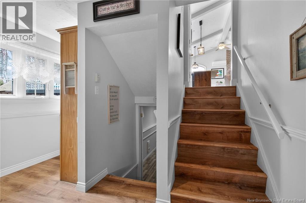 105 Montclair - 25