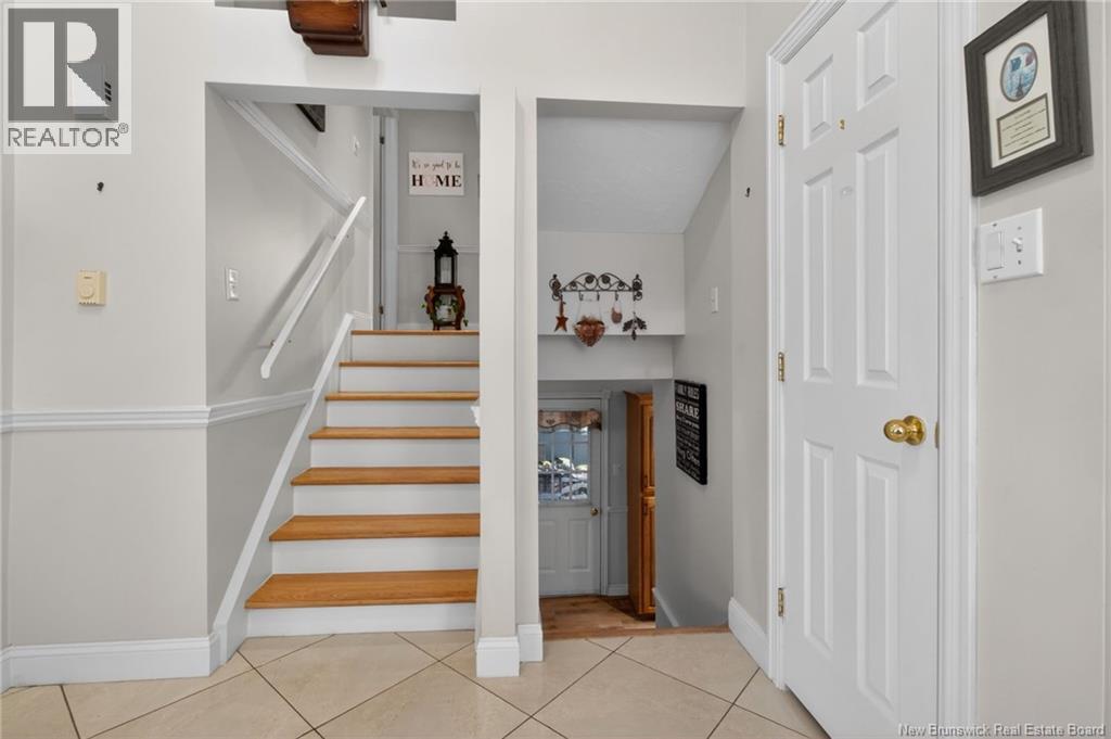 105 Montclair - 29