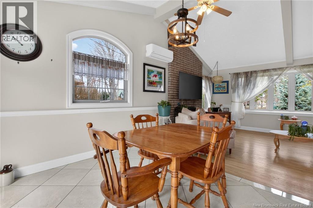 105 Montclair - 7
