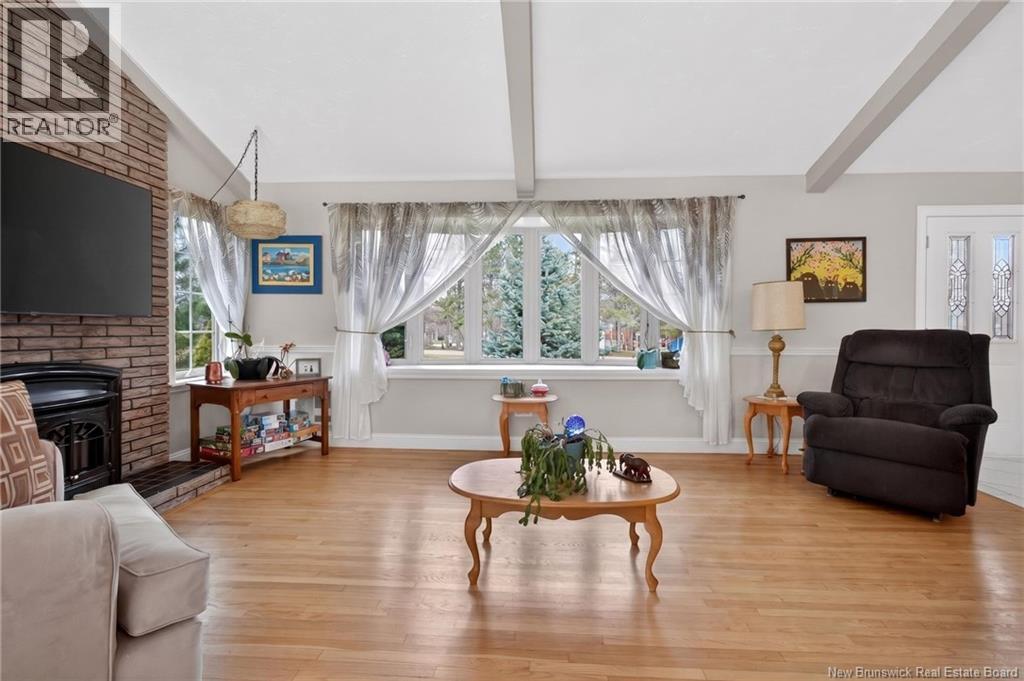 105 Montclair - 9