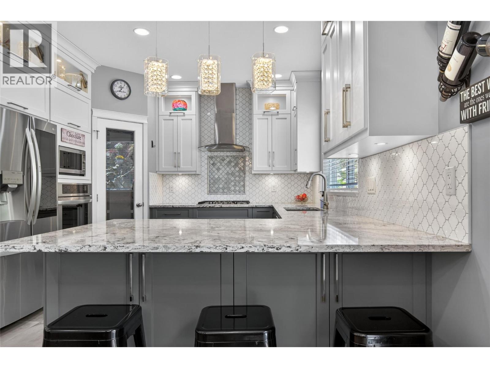 271 Heritage Boulevard - 9