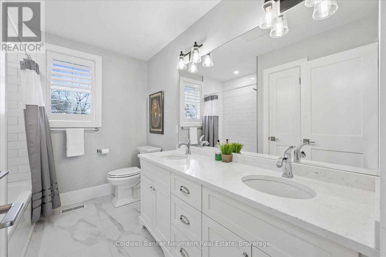 37 PARKHOLM AVENUE - 27