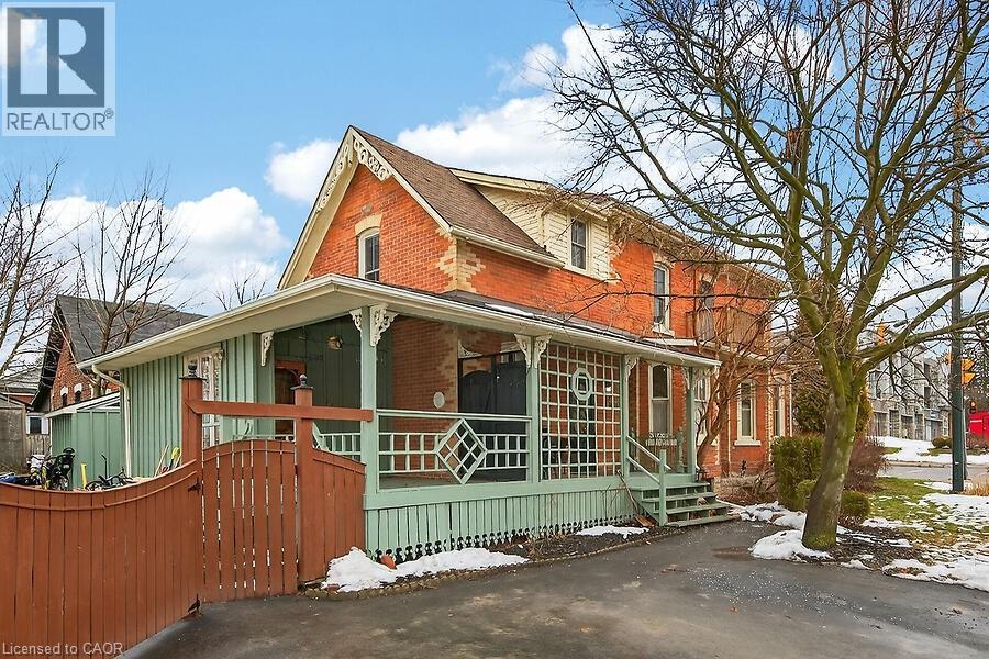 149 ARGYLE Street N, Caledonia, Ontario, N3W1K9 — Photo 2