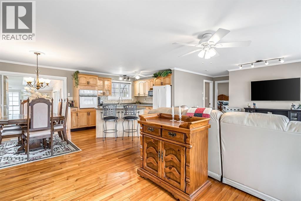 9900 Lake ROAD - 6