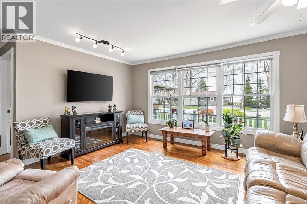 9900 Lake ROAD - 7