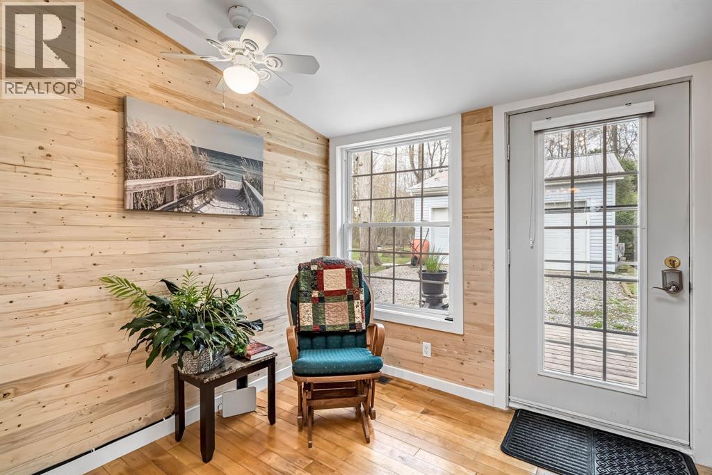 9900 Lake ROAD - 23