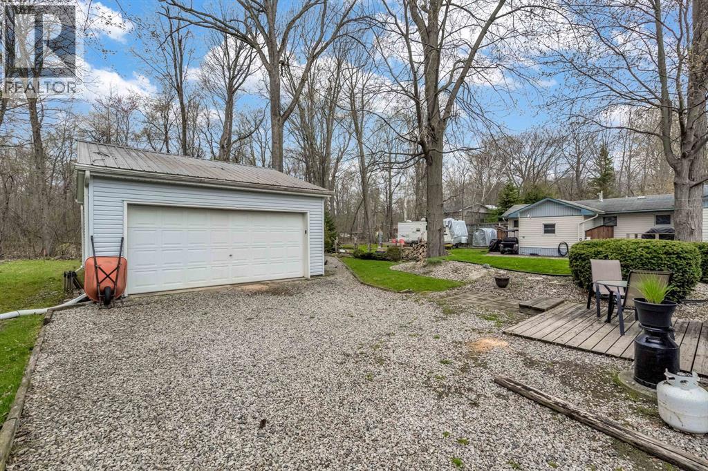 9900 Lake ROAD - 30