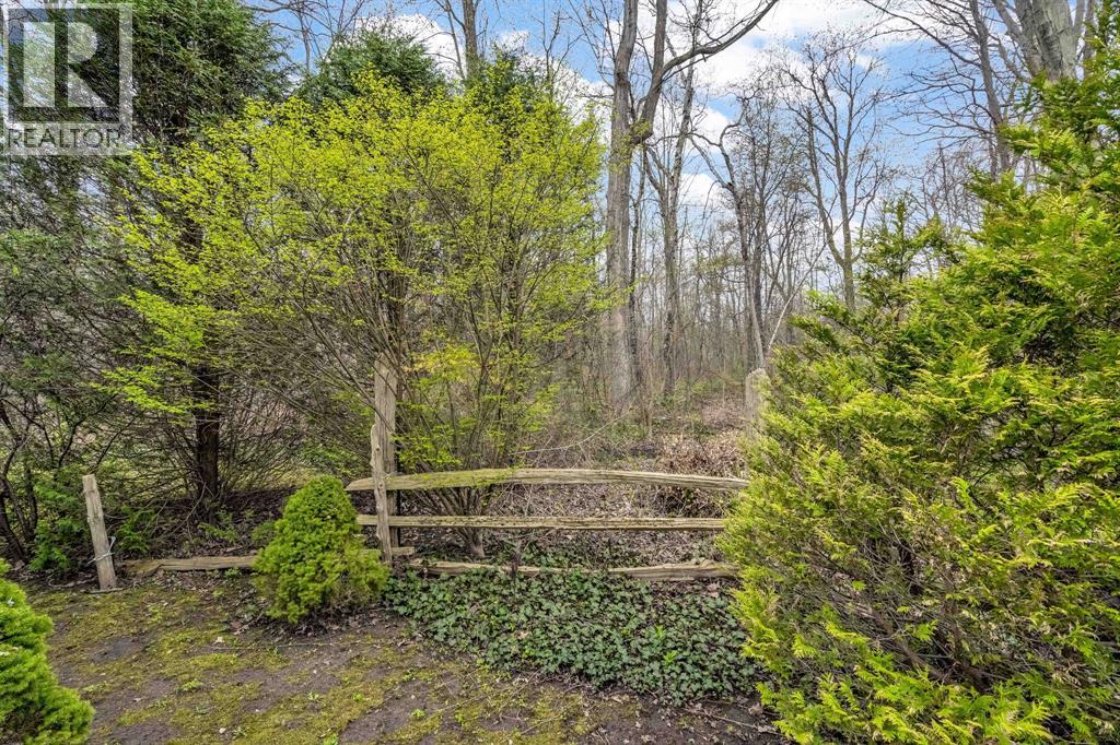 9900 Lake ROAD - 34