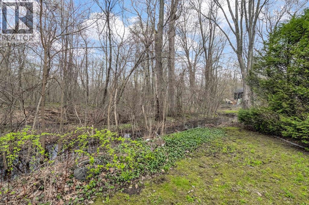 9900 Lake ROAD - 36