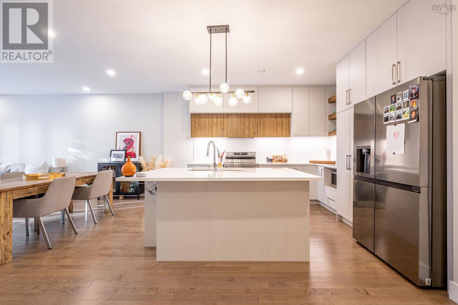 Property 19 of 46 of 51 Helen Creighton