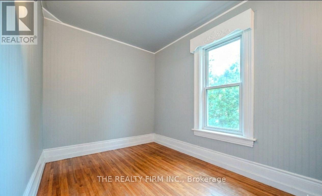 243 WELLINGTON STREET - 11