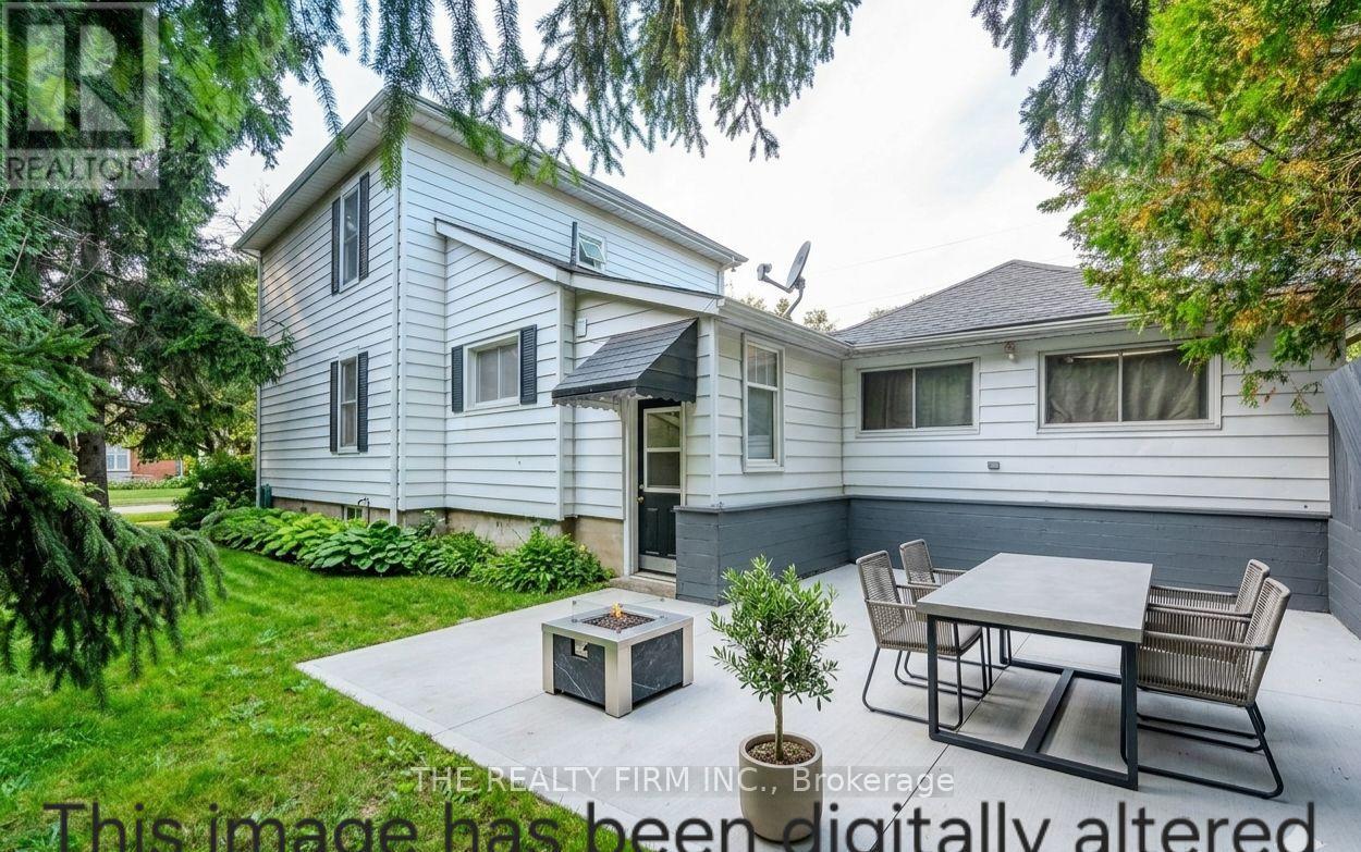 243 WELLINGTON STREET - 12