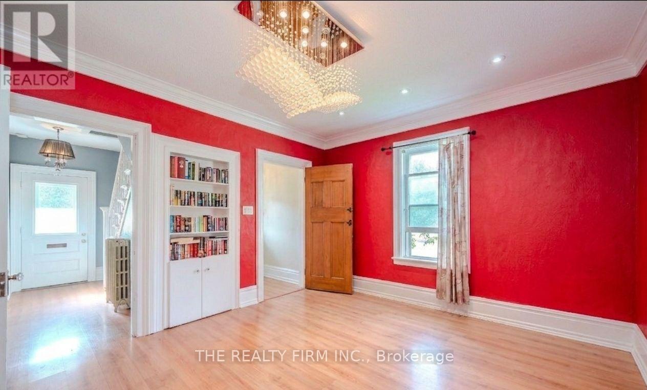 243 WELLINGTON STREET - 4