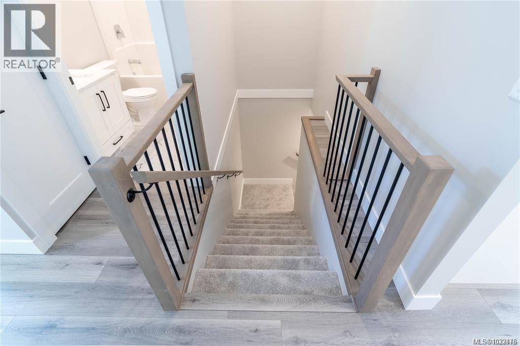 669 Sanderson Rd - 37
