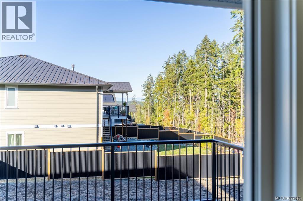 669 Sanderson Rd - 27