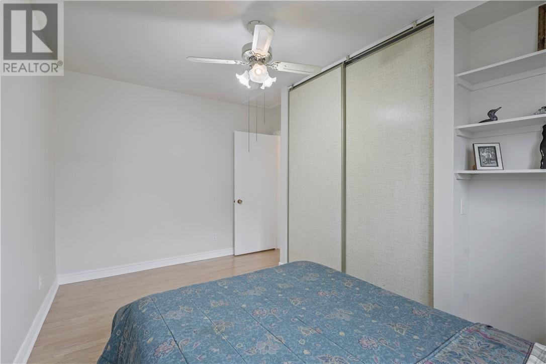 466 SECORD Street - 20