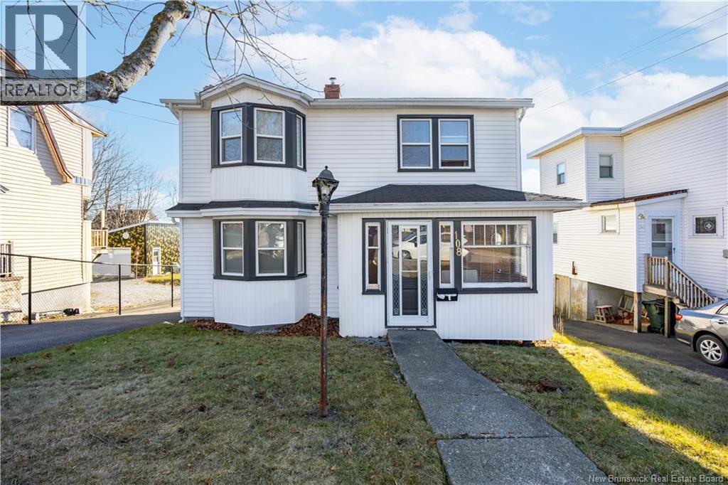 108 Richard Street - 2