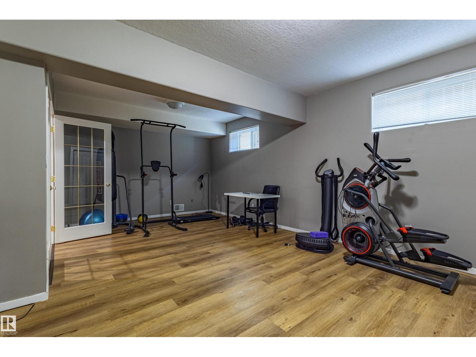 195 KULAWY DR NW, Edmonton