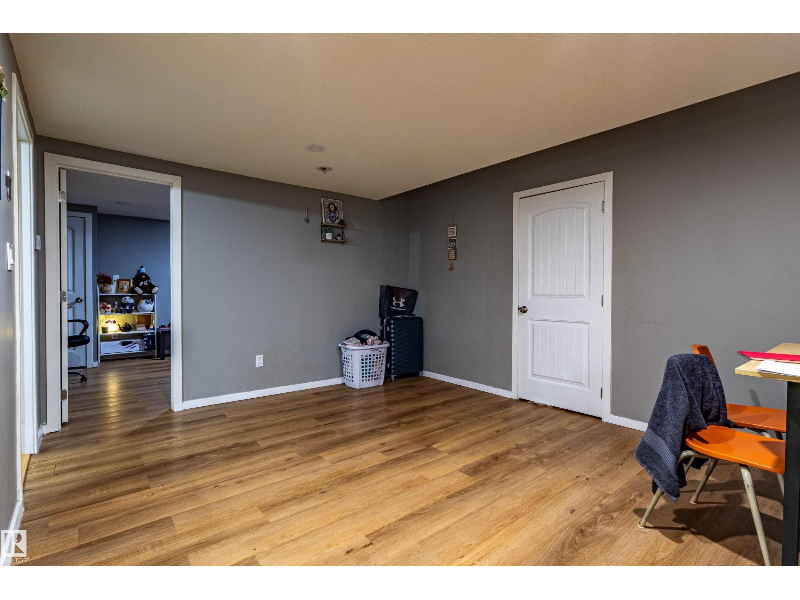195 KULAWY DR NW, Edmonton