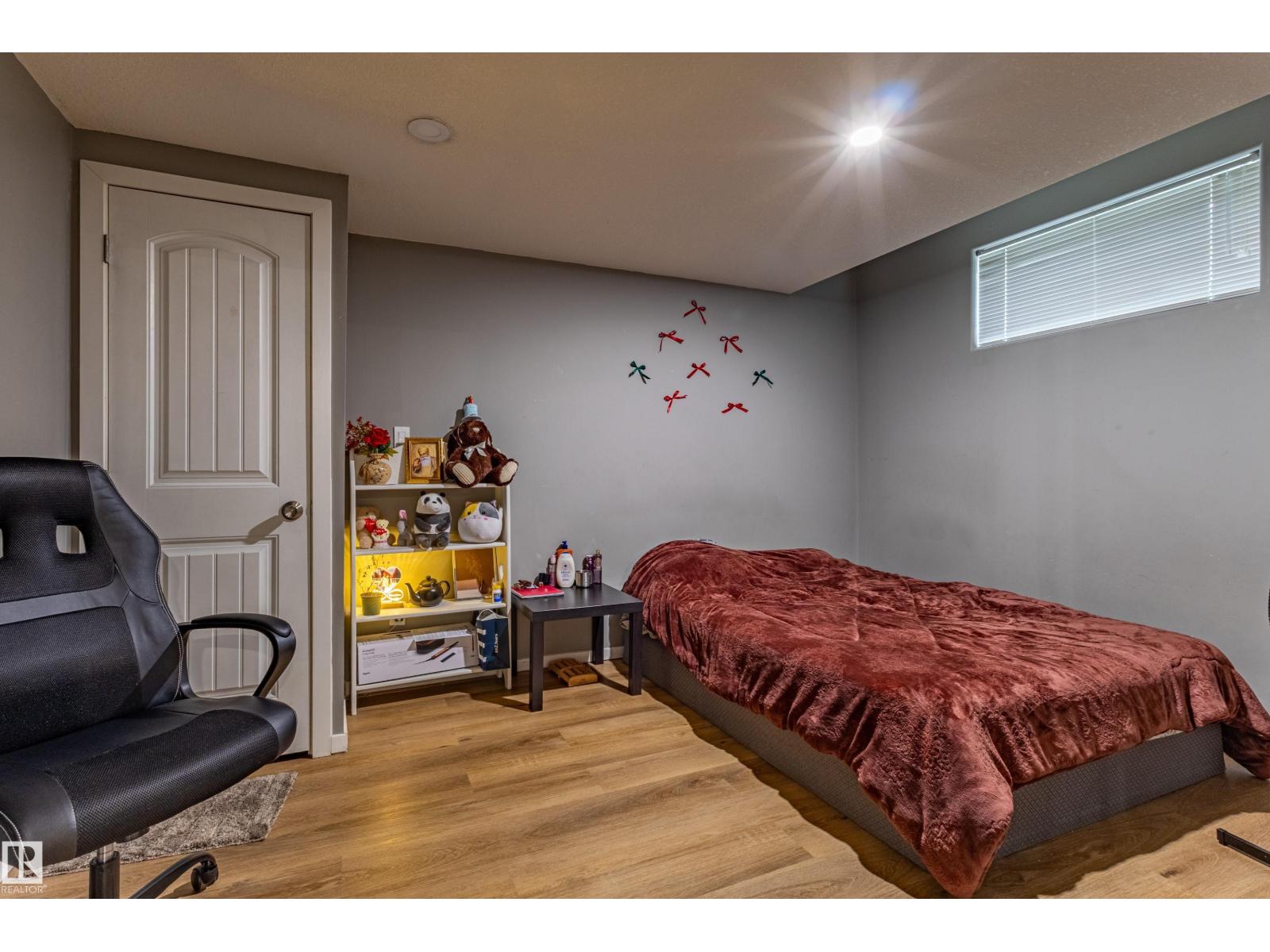 195 KULAWY DR NW, Edmonton