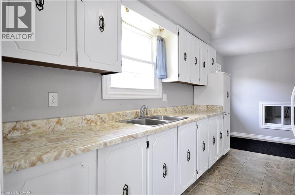 219 BAKERSFIELD Drive, Cambridge, Ontario, N1R6X9 — Photo 13