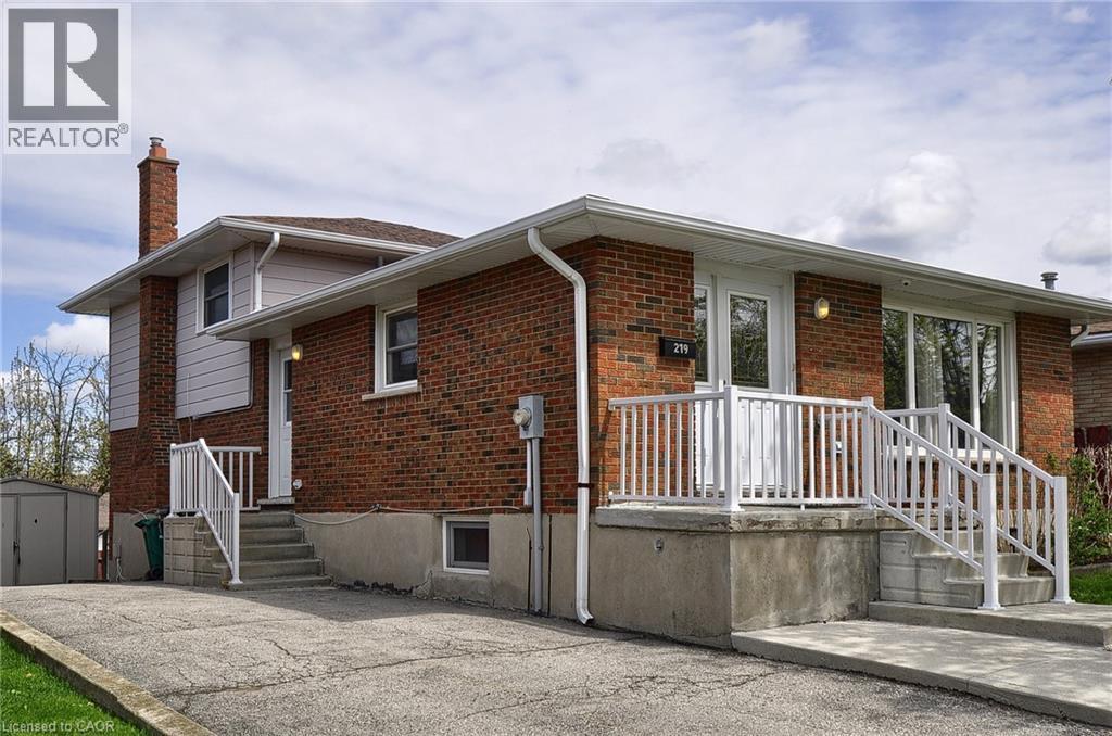 219 BAKERSFIELD Drive, Cambridge, Ontario, N1R6X9 — Photo 3