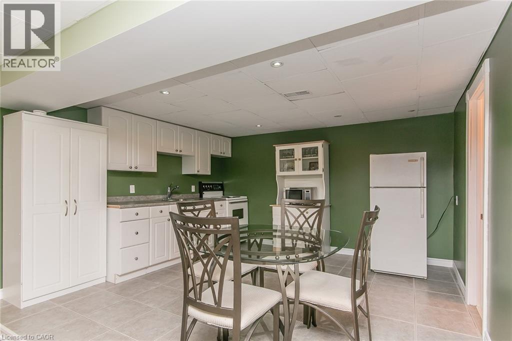 34 BLACKHORNE Crescent, Kitchener, Ontario, N2E1T1 — Photo 29