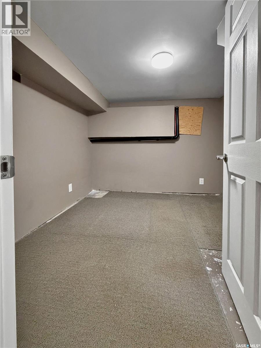 604 Sussex AVENUE - 19