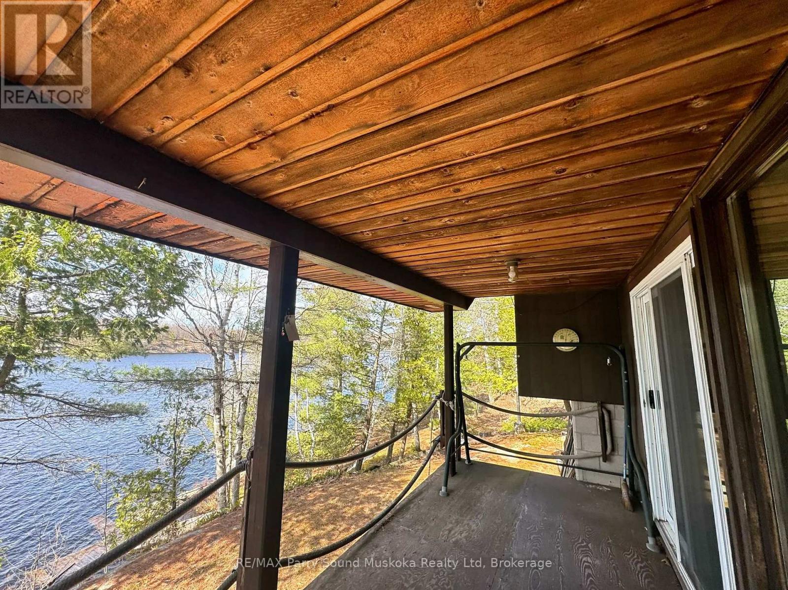 55 HEALEY LAKE WATER - 11