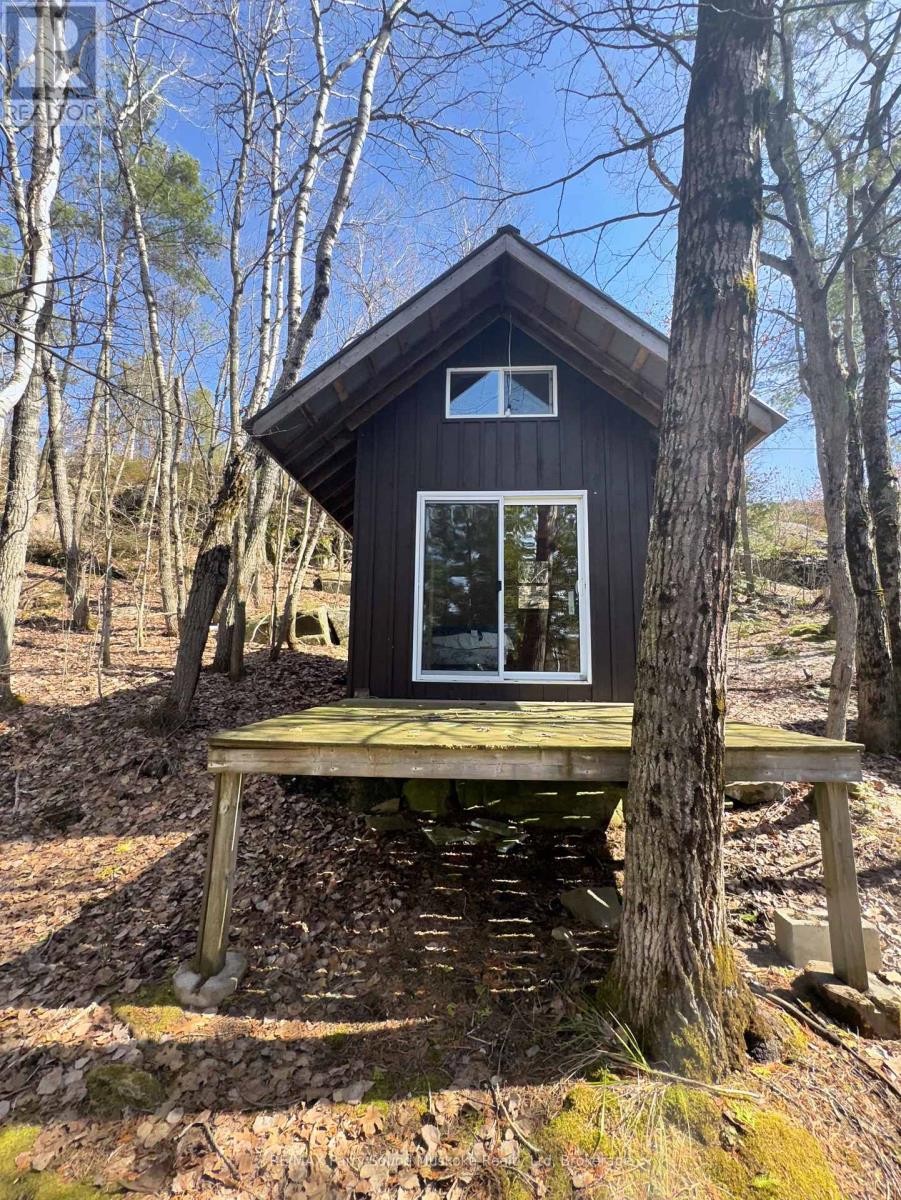 55 HEALEY LAKE WATER - 35