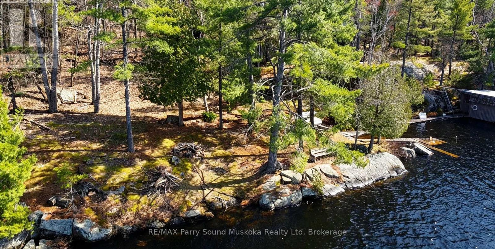 55 HEALEY LAKE WATER - 37