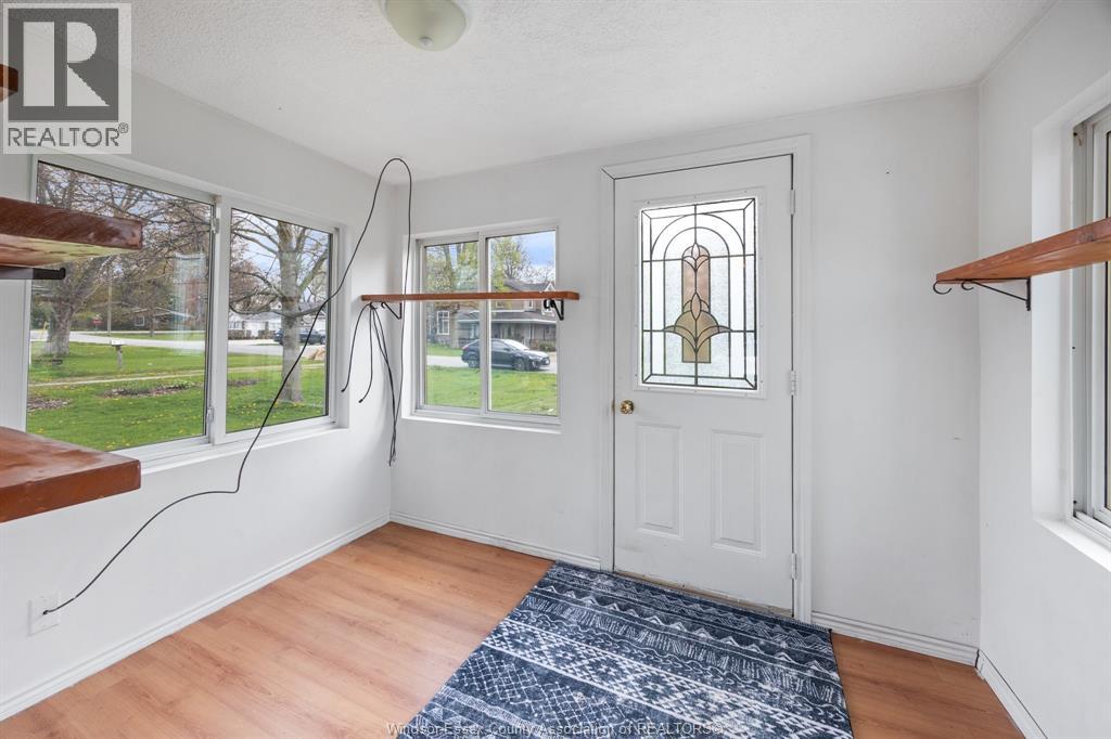 855 ERIE AVENUE West, Kingsville, Ontario, N9Y3C9 — Photo 3