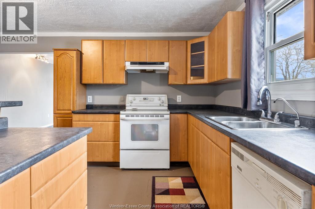 855 ERIE AVENUE West, Kingsville, Ontario, N9Y3C9 — Photo 8