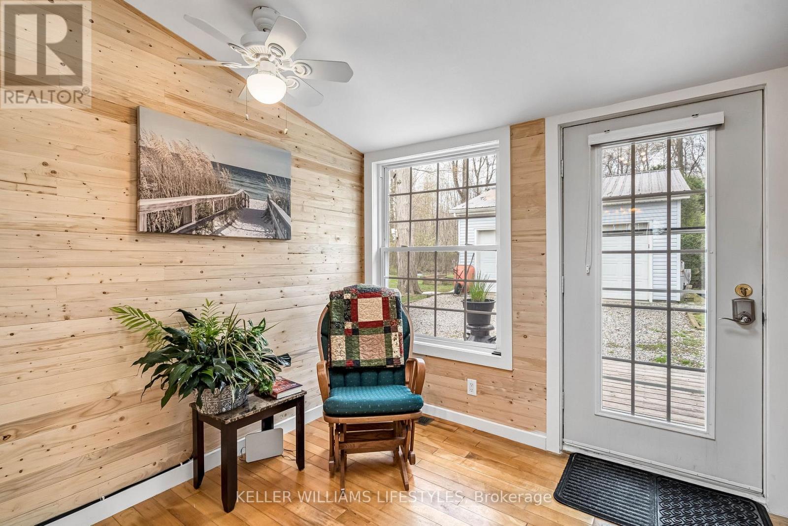 9900 LAKE ROAD - 26
