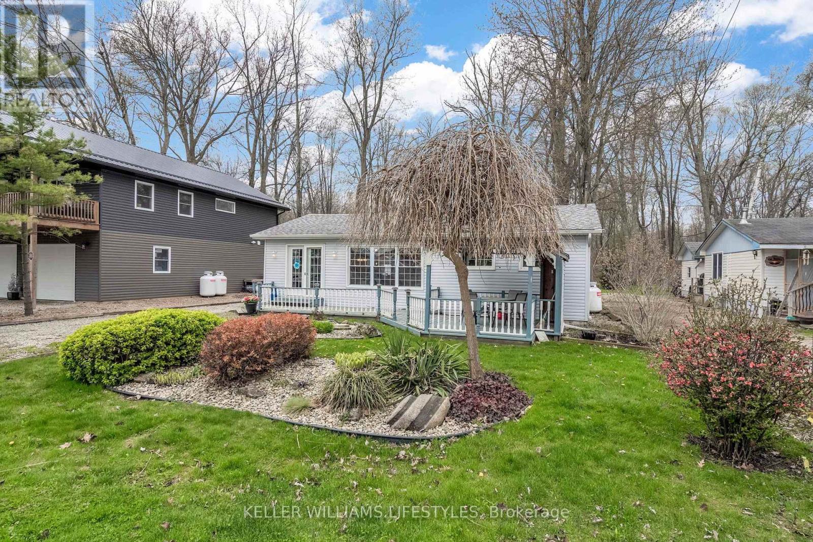 9900 LAKE ROAD - 3