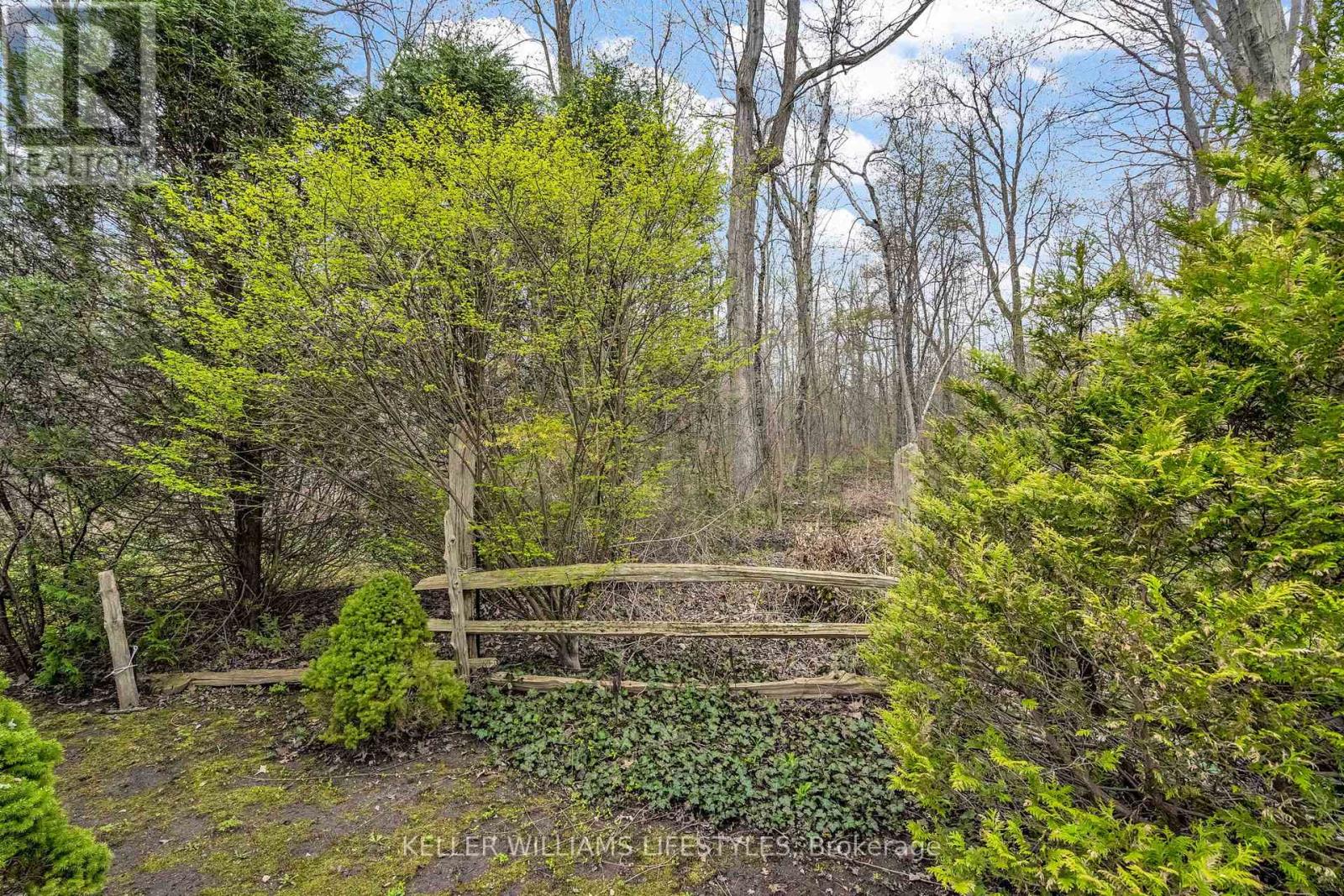 9900 LAKE ROAD - 32