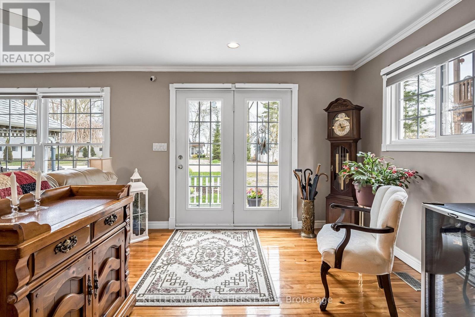 9900 LAKE ROAD - 4
