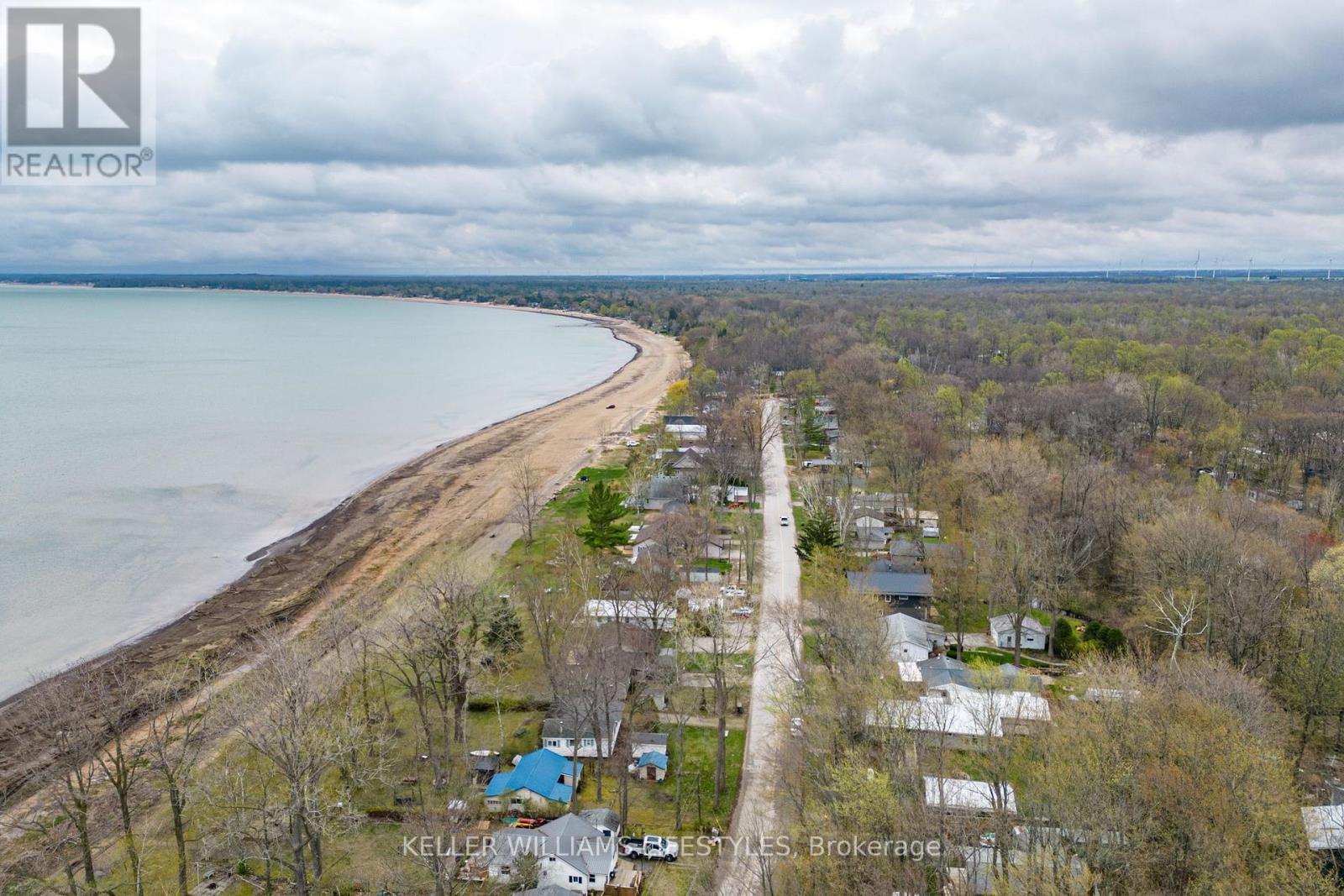 9900 LAKE ROAD - 46