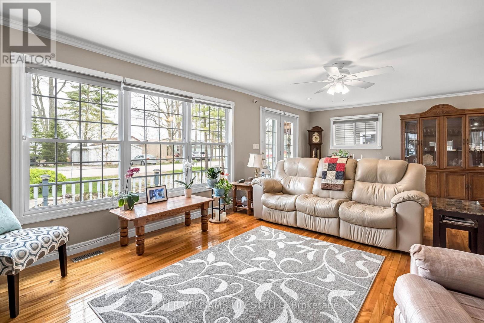 9900 LAKE ROAD - 8