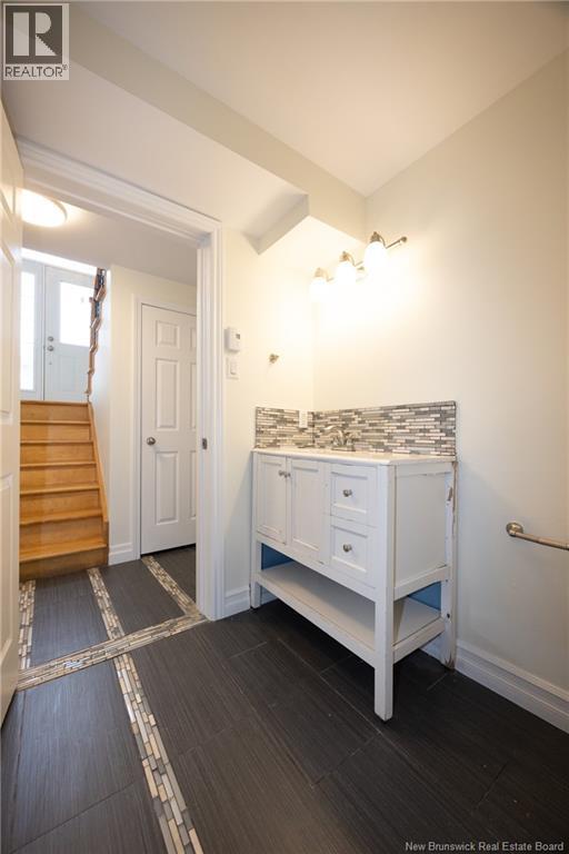 372 Kimble Drive - 22