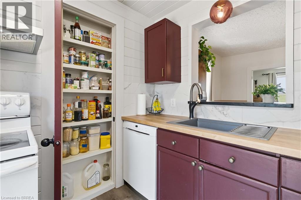 7 ONTARIO Street, Brantford, Ontario, N3S2B7 — Photo 15