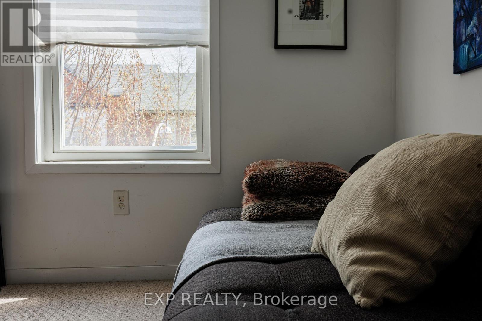 #5 88 MUNRO STREET - 26