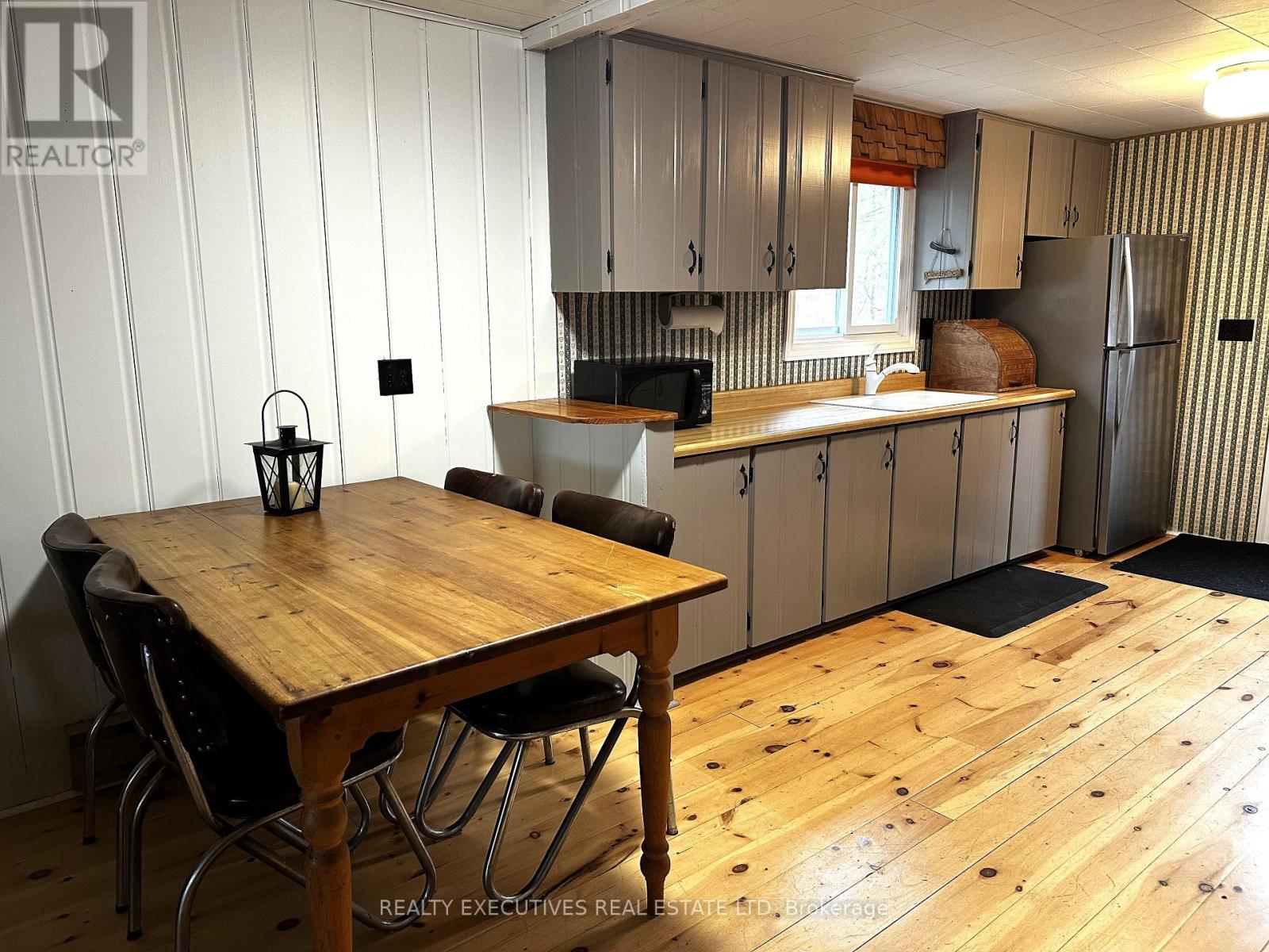 210 BIRCH BAY LANE - 6