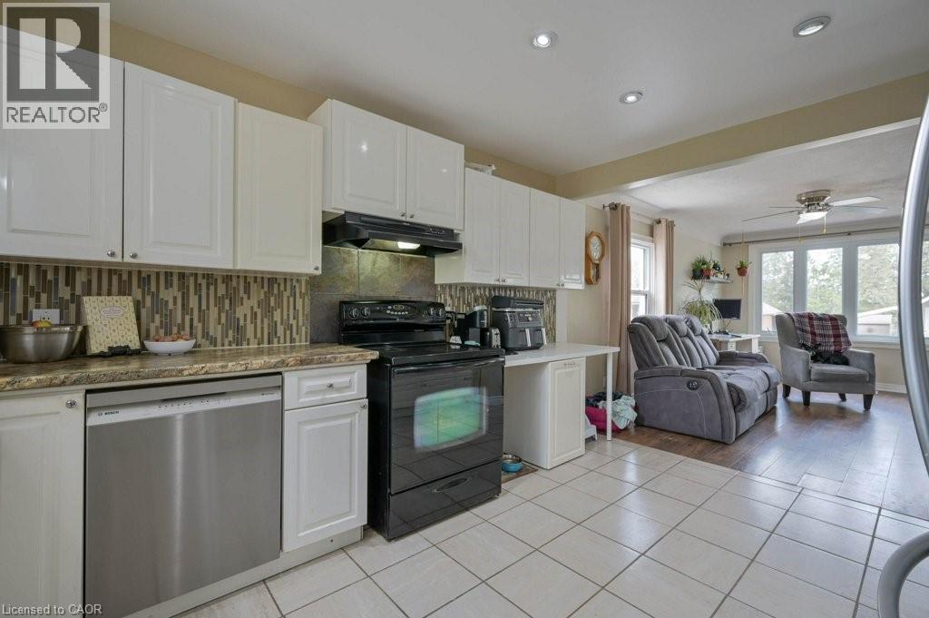 98 W MORTON Avenue W, Brantford, Ontario, N3R2P1 — Photo 4