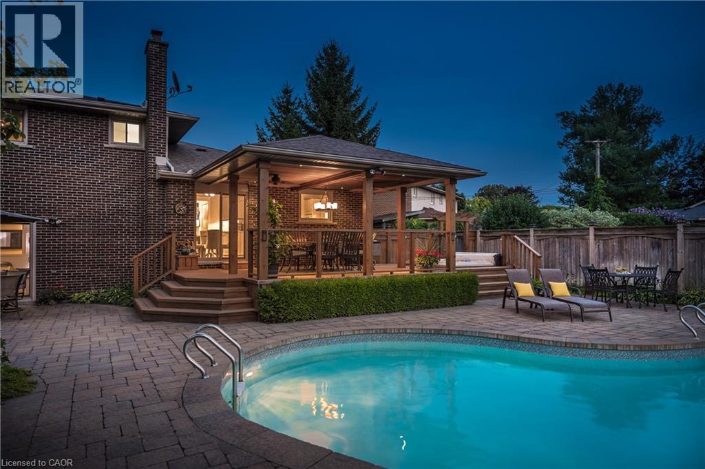 248 APPLEVALE Court, Burlington, Ontario, L7L2B9 — Photo 44
