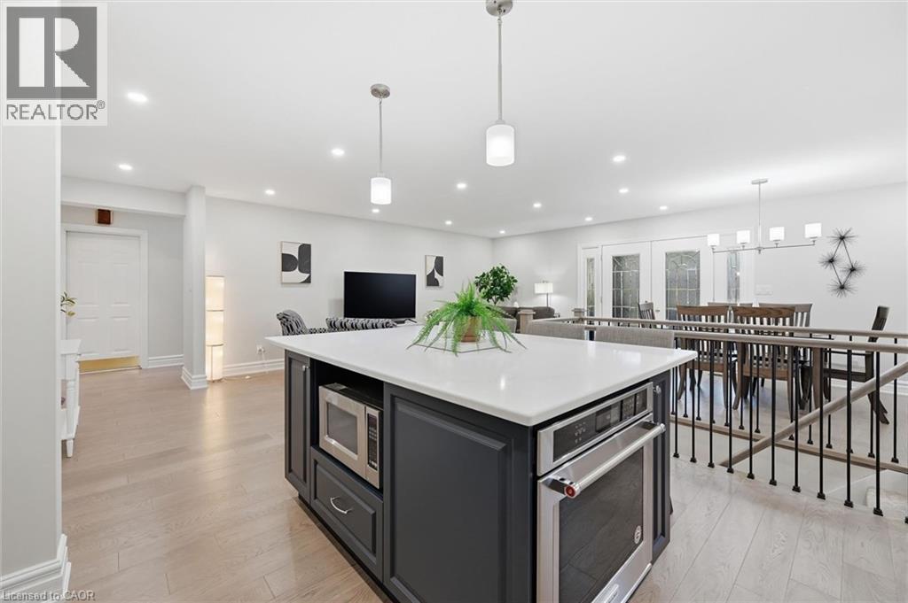 1400 OLGA Drive, Burlington, Ontario, L7S1L2 — Photo 9