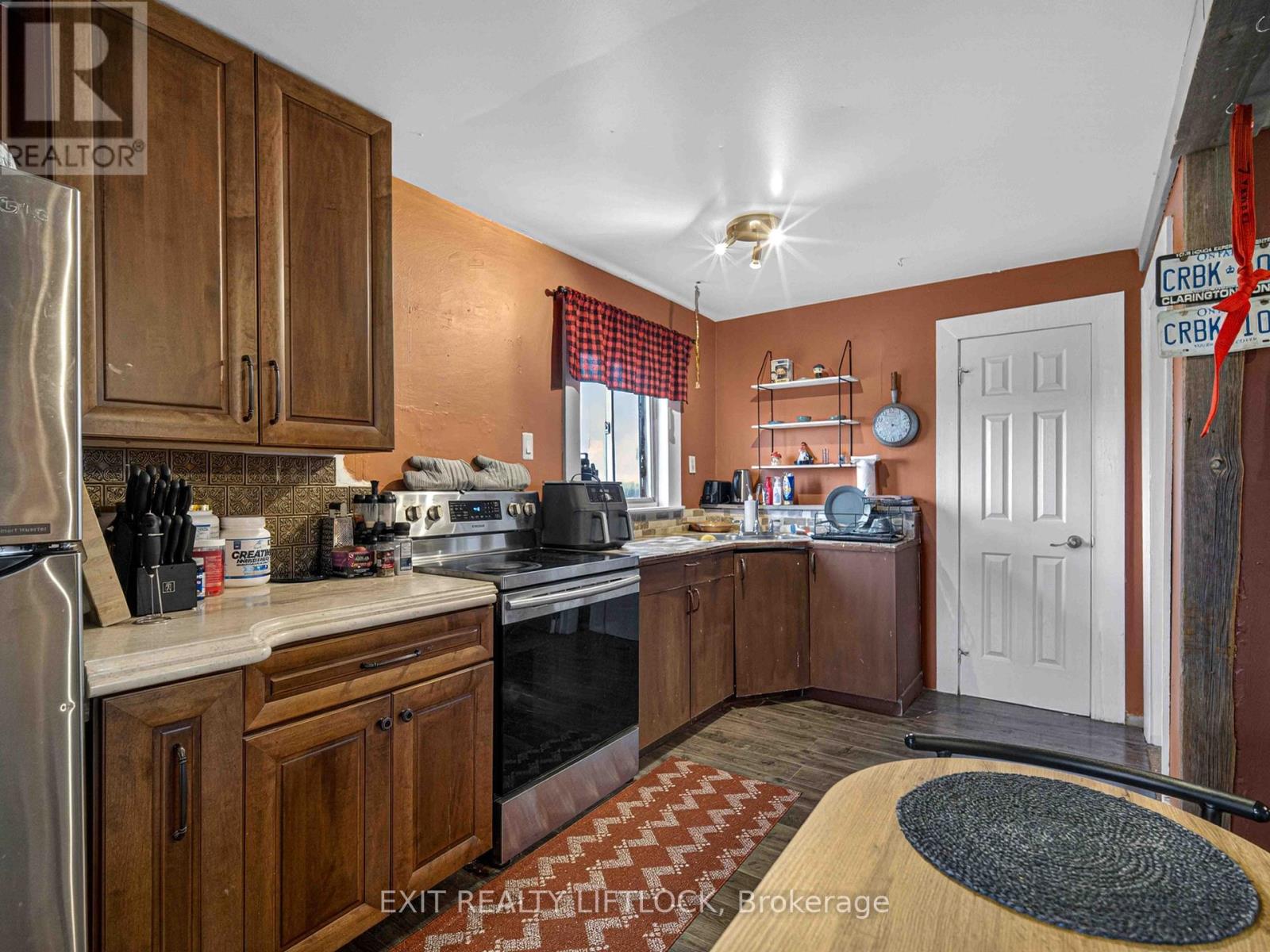 94 HANNAH ROAD - 26