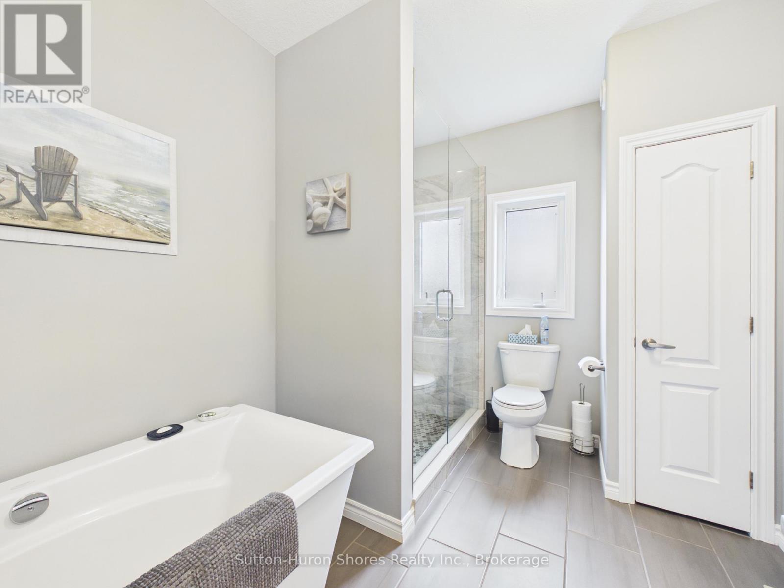 345 RAY STREET - 12