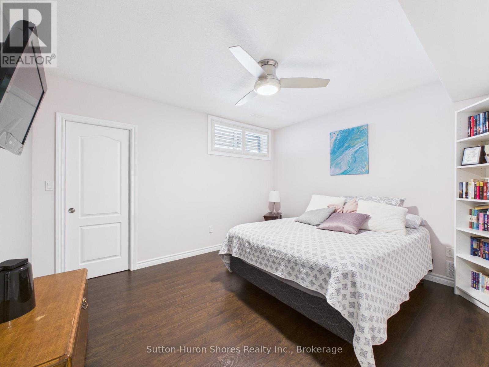 345 RAY STREET - 16