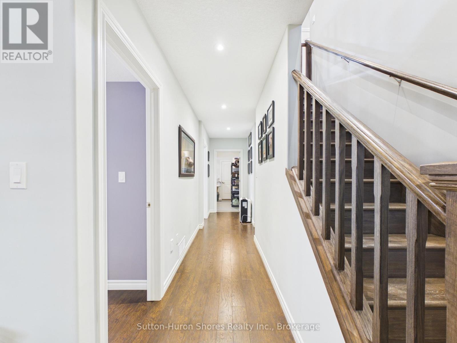 345 RAY STREET - 18